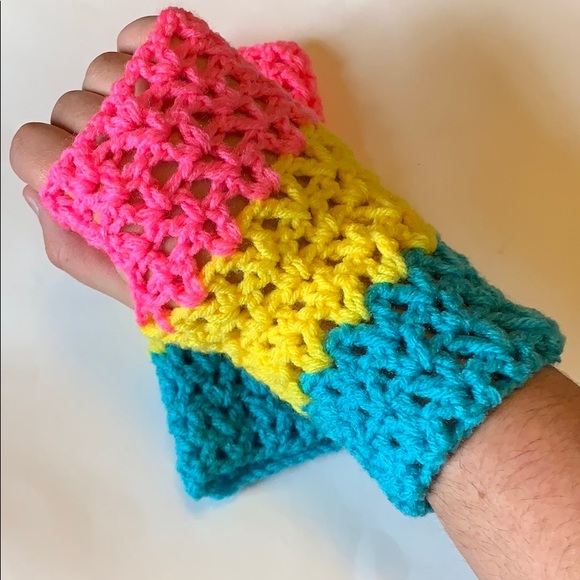 SALE💖Pansexual pride handwarmers handmade - Picture 4 of 8
